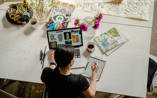 When Does the Payroll Year End? 1 pexels anthony shkraba 4348401