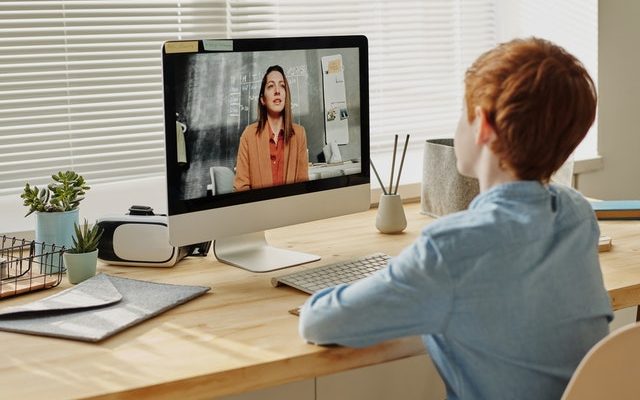 How To Save Money If Working From Home 1 pexels julia m cameron 4145153
