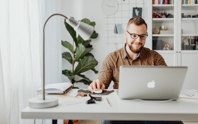 ADVANTAGES OF FINANCIAL STATEMENTS 1 pexels karolina grabowska 5882683